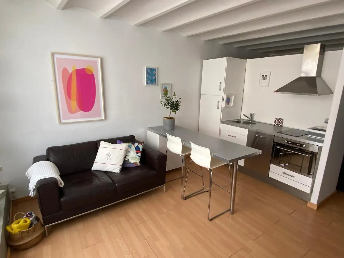kontakty Cozy Art Studio In Poble Sec
